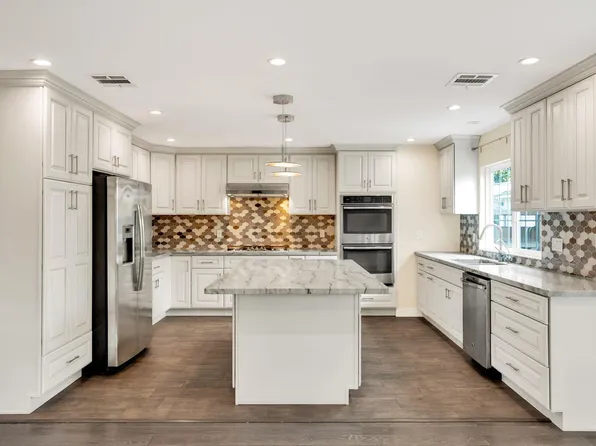 8500 Glider Ave #2, Los Angeles, CA 90045