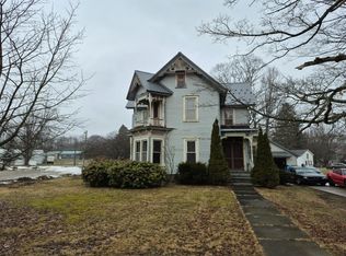 5 Race St, Sugar Grove, PA 16350