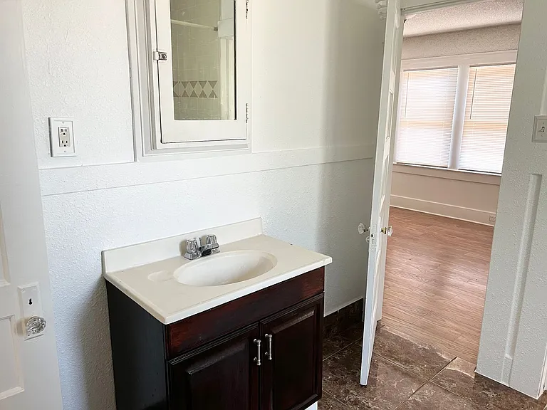 9 E Olive Ave — Photo 9