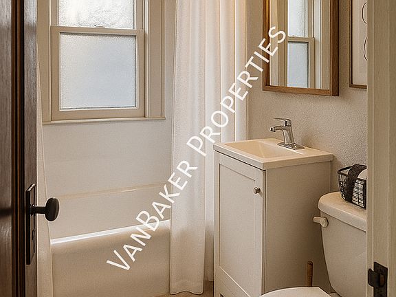 3rd image of 1306 W 116th St APT 15