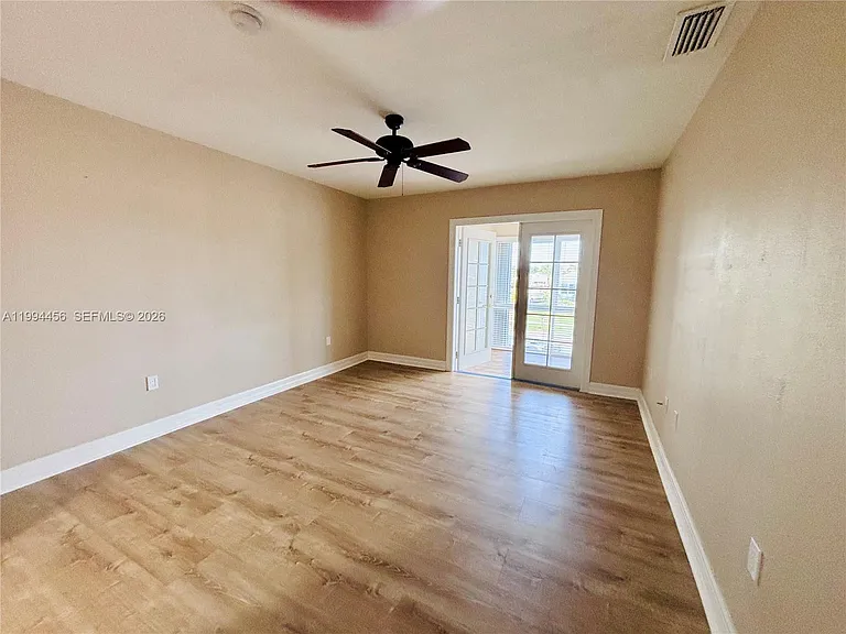 1323 Bayshore Dr #203 — Photo 8