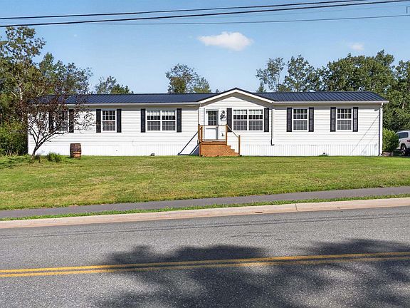 2nd image of 507 College Rd