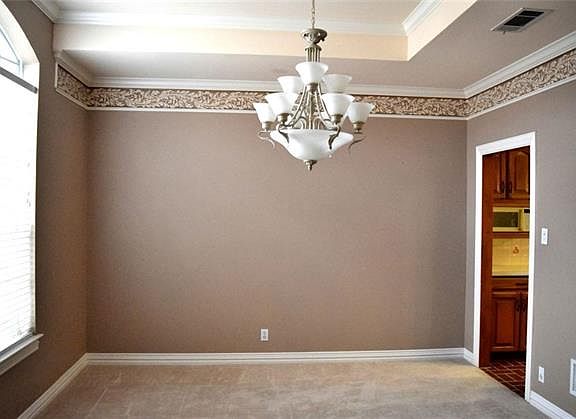 3rd image of 1601 Shady Oaks Pl