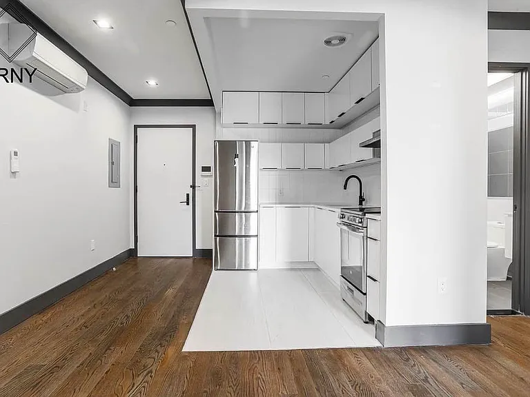 1078 Bergen St #4A — Photo 2