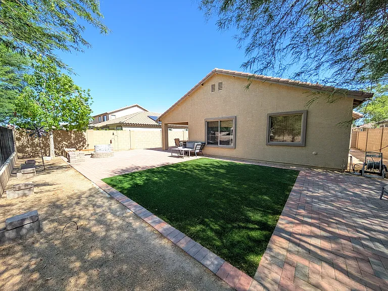 14216 W Larkspur Dr — Photo 37