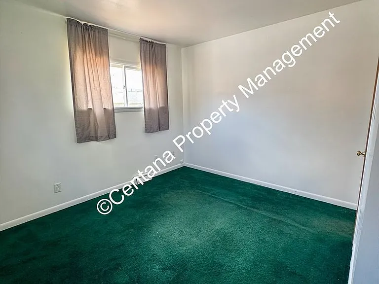 2606 Phillips St — Photo 6