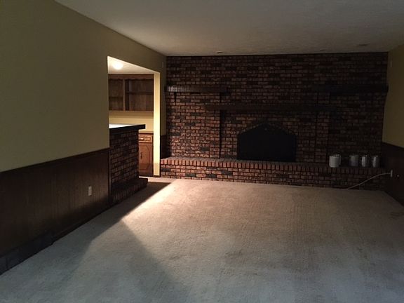 5th image of 14911 Shirley St