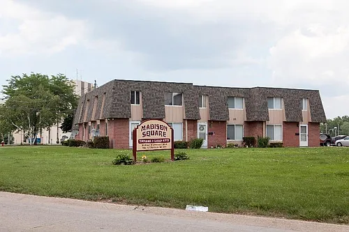 Beaver Crest Townhomes and Garden Apartments Photo 1
