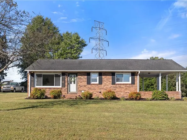 4209 N State Highway 150, Lexington, NC 27295