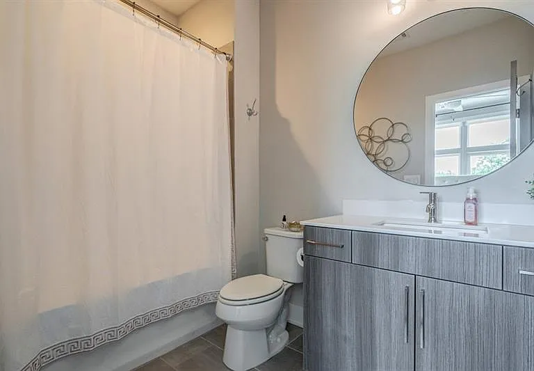 1227 Chelsea Cir NW — Photo 44