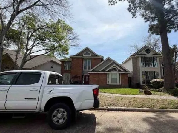 4723 Cashel Cir, Houston, TX 77069