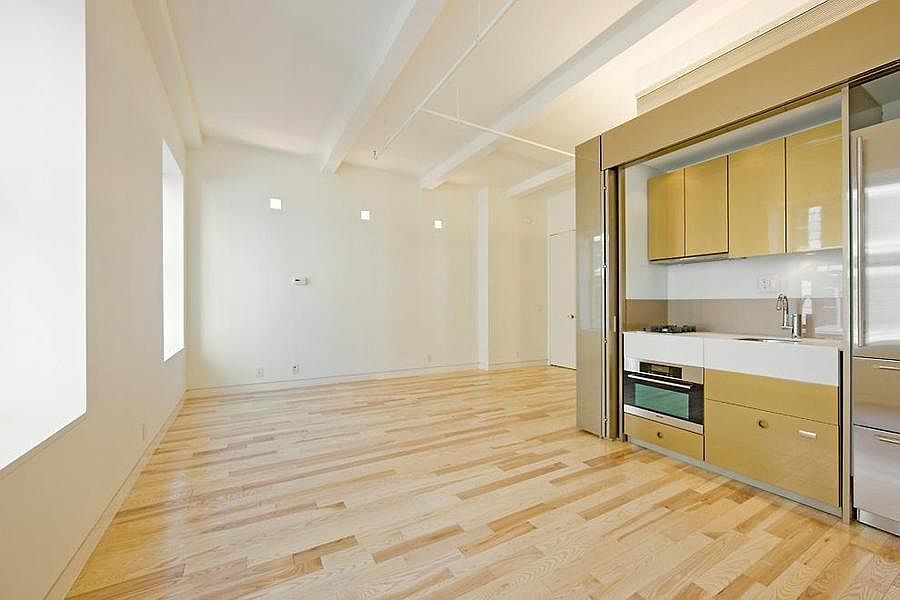 1st image of 16-20 W 19th St APT 10A