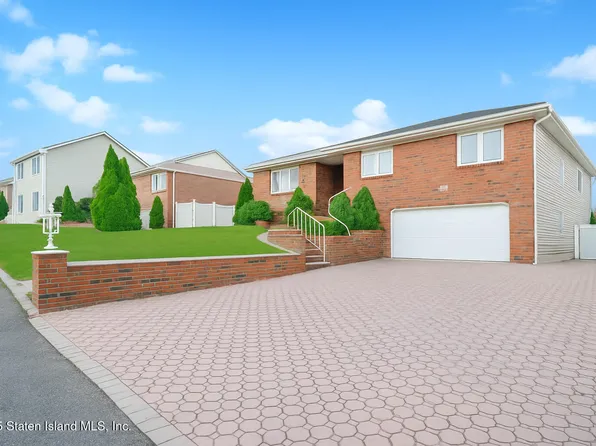 41 Witteman Pl, Staten Island, NY 10301