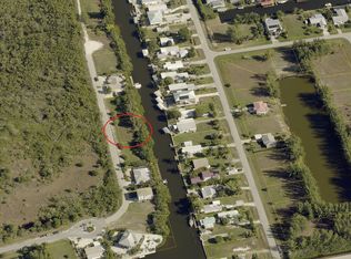 2831 Cussell Dr, Saint James City, FL 33956