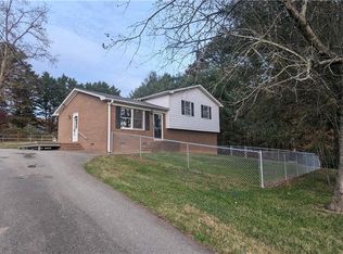 193 Creed Rd, Mount Airy, NC 27030