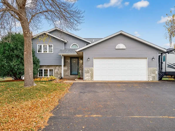 4775 Farmstead Dr, Monticello, MN 55362