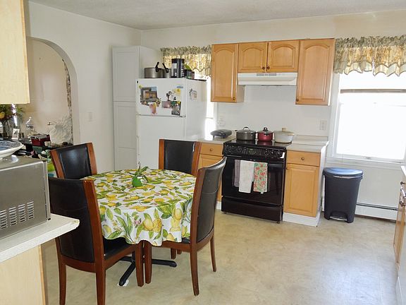 3rd image of 299 Court St Suite 2
