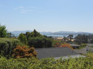 16 Allensby Ln, San Rafael, CA 94901