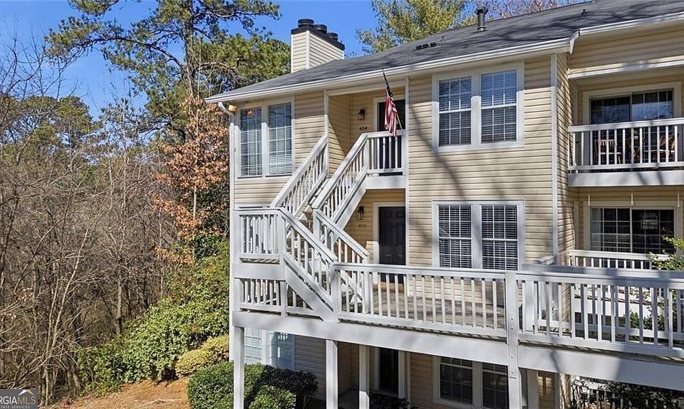 1st image of 402 Countryside Pl SE #402