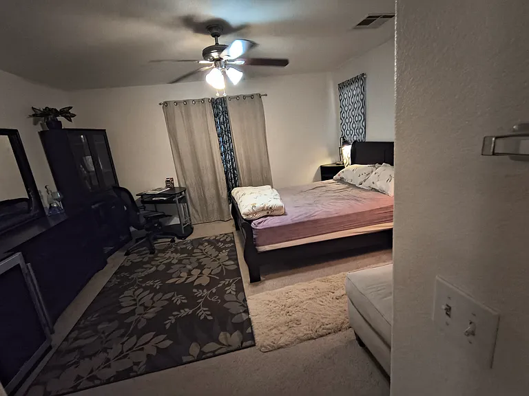 940 Coronado Peak Ave — Photo 12