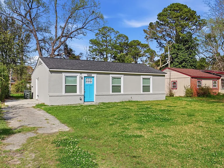 1520 Audubon Dr — Photo 2