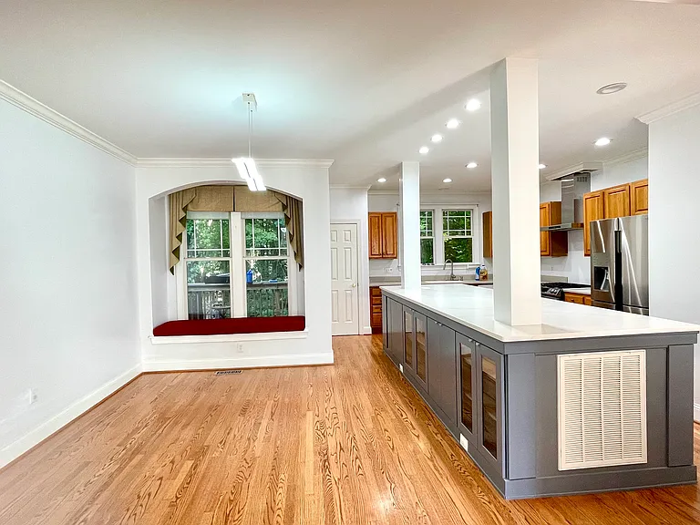 4834 Crestmore Rd — Photo 9