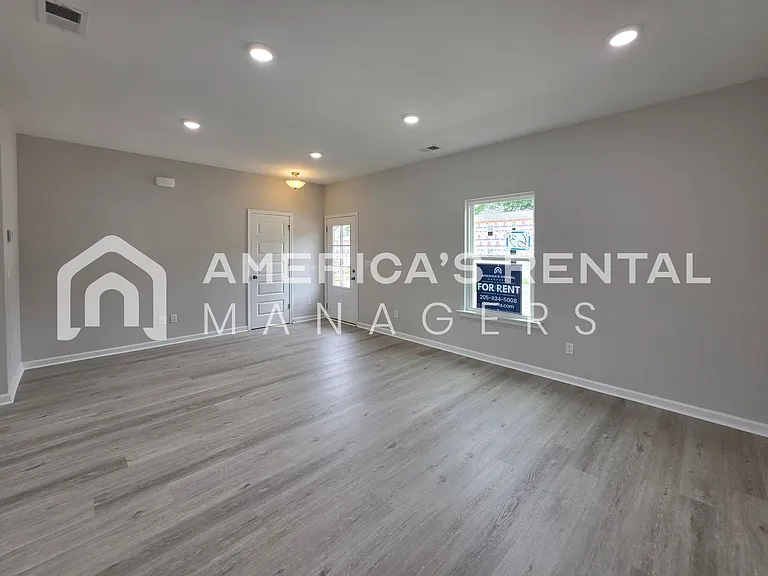 103 Park Dr S — Photo 10