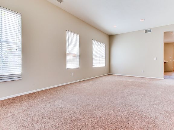 2nd image of 32642 Clearvail Dr