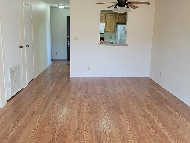 74 Lakeshore Ct #81-1 — Photo 6
