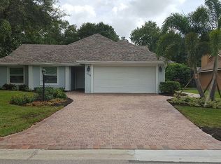 4220 74th Ave E, Sarasota, FL 34243