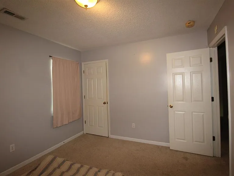 107 Dungannon Ct — Photo 20