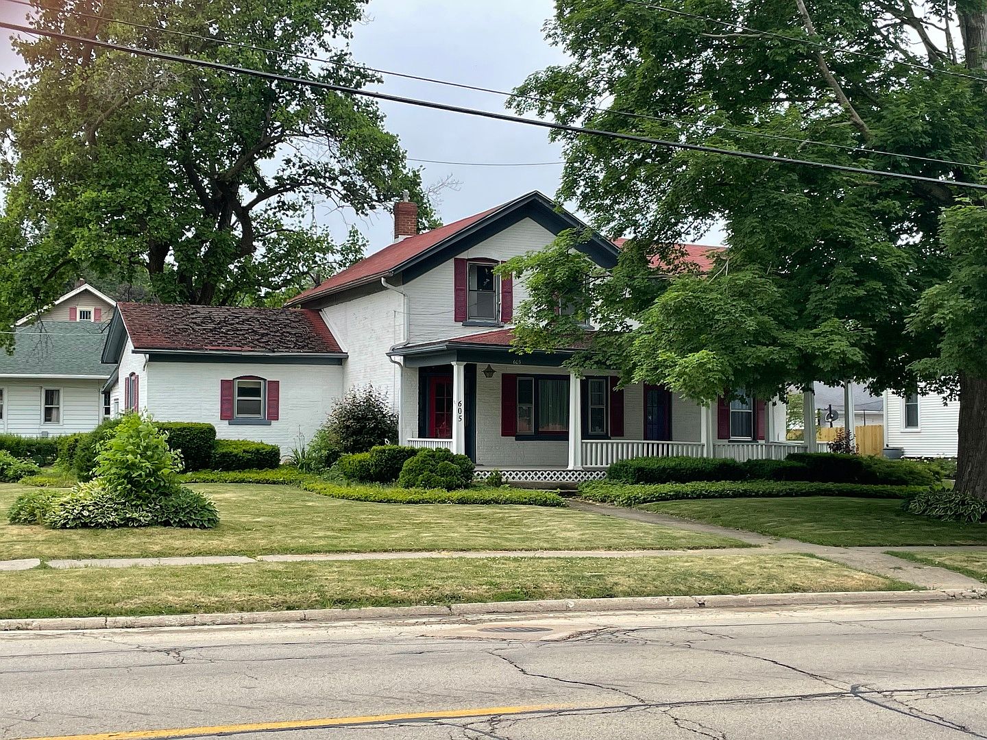 605 S Schuyler St, Lena, IL 61048 | Zillow