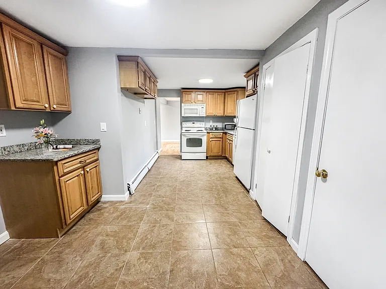 8 Millbrook Rd — Photo 5