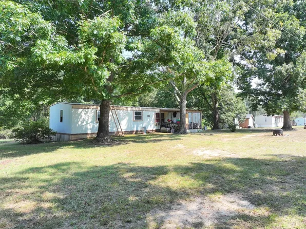 (undisclosed Address), Chatham, VA 24531