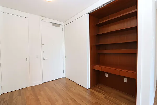 Rented by Compass | media 24