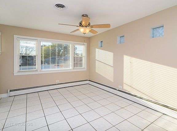 4th image of 10932 S Kolmar Ave