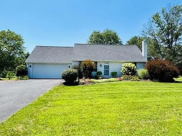 2734 N Old Bethlehem Pike, Quakertown, PA 18951