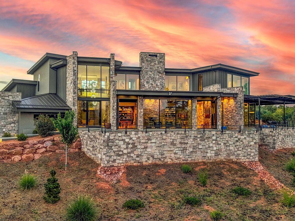 1st image of 909 N Indian Paintbrush Cir