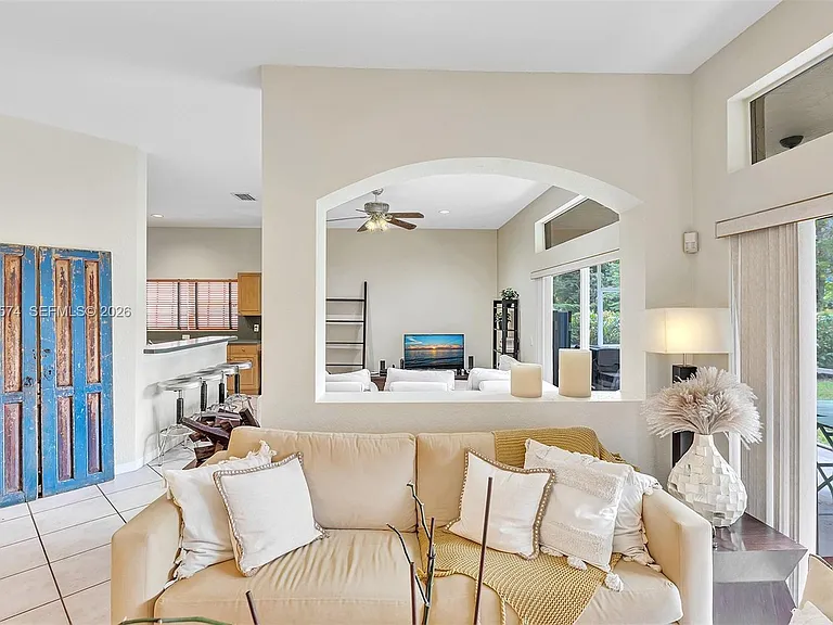 3711 Falcon Ridge Cir — Photo 14
