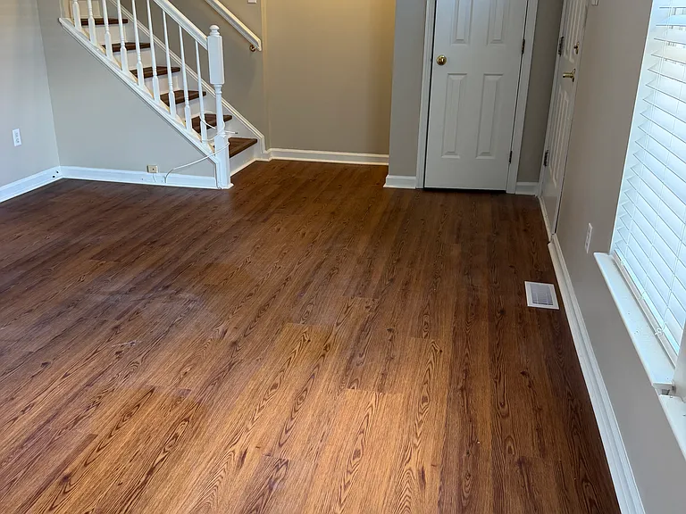 15 E Christina Pl — Photo 2