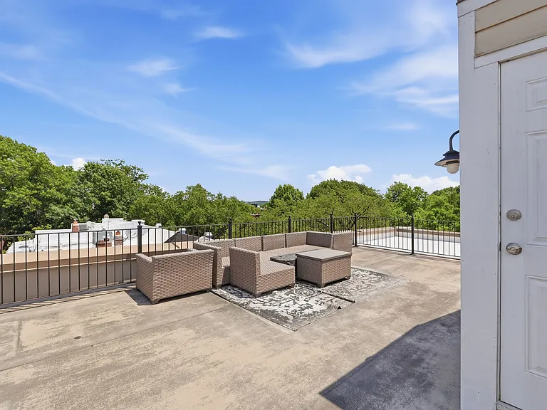 1358 S Carolina Ave SE — Photo 33