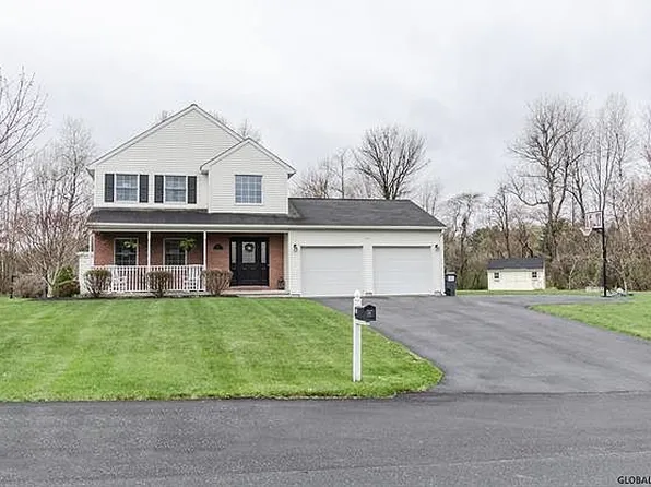 40 Geneva Blvd, Wynantskill, NY 12198
