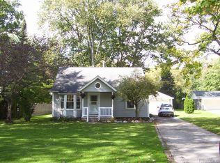 47423 Sugarbush Rd, Chesterfield, MI 48047