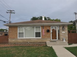 9153 E Prairie Rd, Evanston, IL 60203