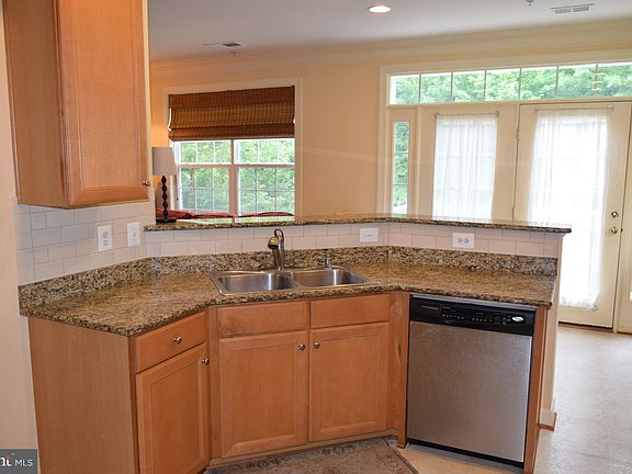 3rd image of 3551 Carriage Walk Ln