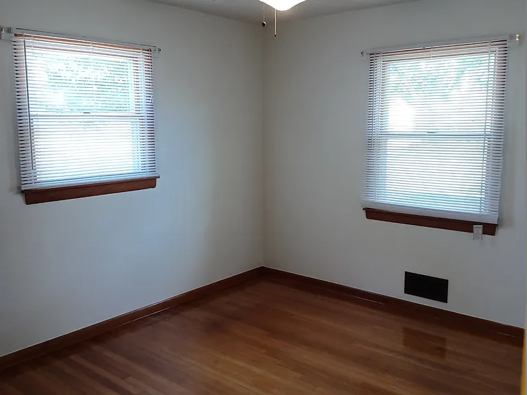 5175 Scioto Darby Rd — Photo 5