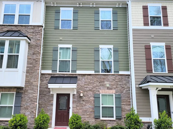 611 Consolvo Pl, Chesapeake, VA 23324