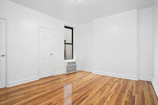 Rented by REAL New York | media 4