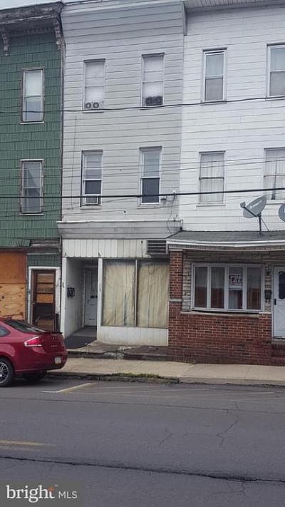 1st image of 403 W Centre St