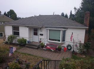 3233 46th Ave SW, Seattle, WA 98116